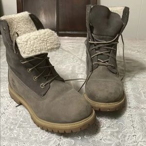 Womens Timberland Boots - Size 7 - can be worn two ways as shown!